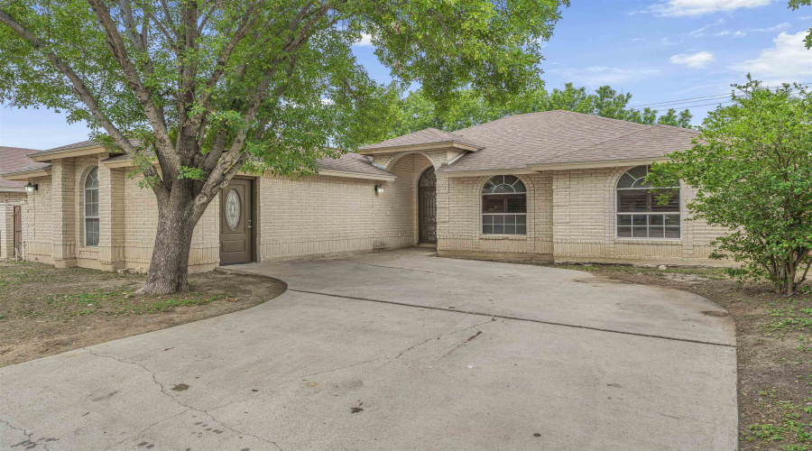 8912 Liberty Lp, Laredo, Texas 78045, 3 Bedrooms Bedrooms, 6 Rooms Rooms,2 BathroomsBathrooms,Residential,For Sale,8912 Liberty Lp,20261836