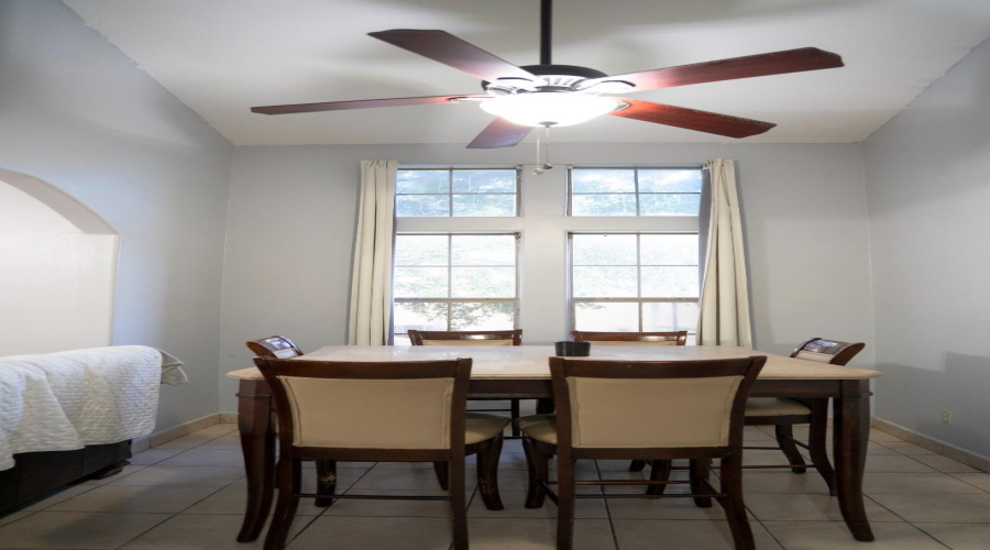 1752 Tiara Trl, Laredo, Texas 78045, 2 Bedrooms Bedrooms, 3 Rooms Rooms,2 BathroomsBathrooms,Residential,For Sale,1752 Tiara Trl,20261837