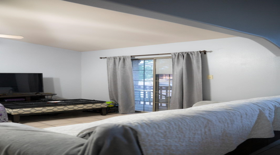 1752 Tiara Trl, Laredo, Texas 78045, 2 Bedrooms Bedrooms, 3 Rooms Rooms,2 BathroomsBathrooms,Residential,For Sale,1752 Tiara Trl,20261837