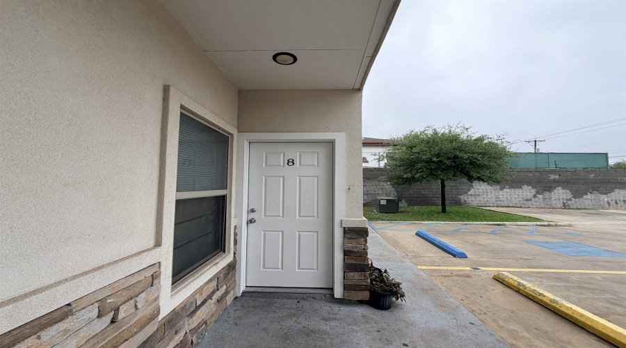 2603 Palo Blanco St, Laredo, Texas 78046, 2 Bedrooms Bedrooms, 2 Rooms Rooms,1 BathroomBathrooms,Residential,For Rent,2603 Palo Blanco St,20261838