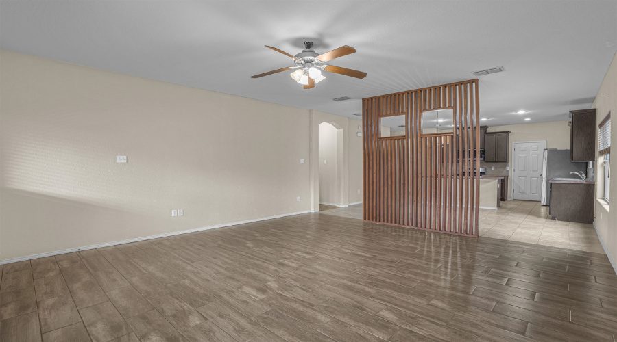 326 Sabal Loop, LAREDO, Texas 78045, 3 Bedrooms Bedrooms, 7 Rooms Rooms,2 BathroomsBathrooms,Residential,For Rent,326 Sabal Loop,20261851