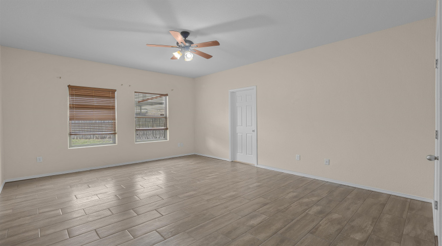 326 Sabal Loop, LAREDO, Texas 78045, 3 Bedrooms Bedrooms, 7 Rooms Rooms,2 BathroomsBathrooms,Residential,For Rent,326 Sabal Loop,20261851