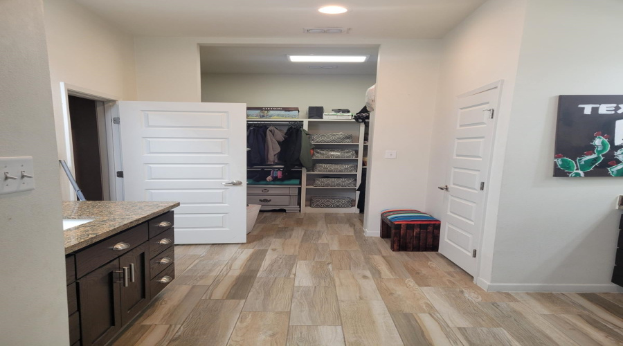 1613 Tabasco Dr, laredo, Texas 78046, 3 Bedrooms Bedrooms, 5 Rooms Rooms,2 BathroomsBathrooms,Residential,For Sale,1613 Tabasco Dr,20261853