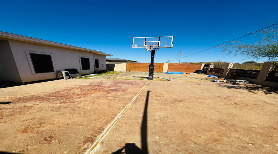 1613 Tabasco Dr, laredo, Texas 78046, 3 Bedrooms Bedrooms, 5 Rooms Rooms,2 BathroomsBathrooms,Residential,For Sale,1613 Tabasco Dr,20261853