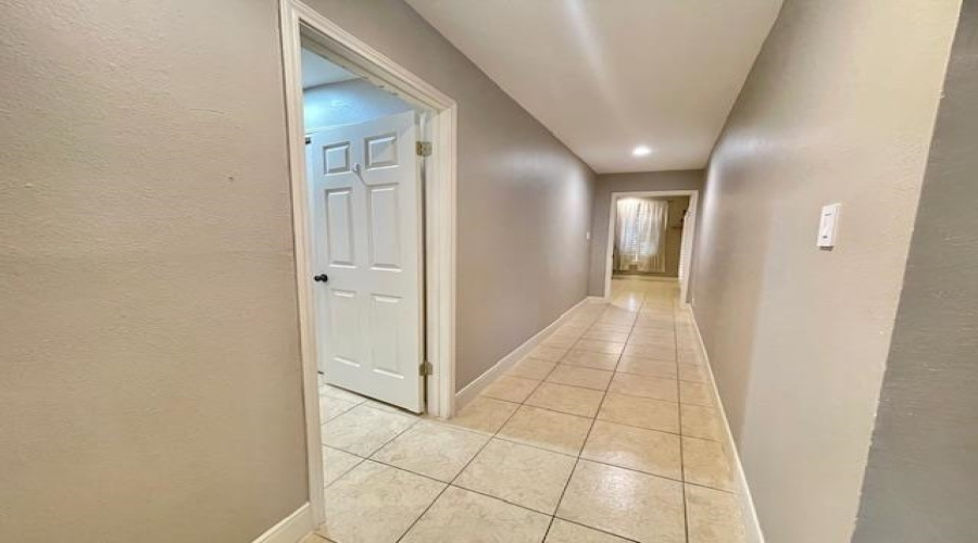 601 Marsh Ln, LAREDO, Texas 78045, 3 Bedrooms Bedrooms, 7 Rooms Rooms,4 BathroomsBathrooms,Residential,For Rent,601 Marsh Ln,20261854