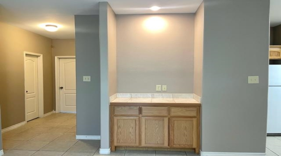9804 Cantera Ct, LAREDO, Texas 78045, 3 Bedrooms Bedrooms, 6 Rooms Rooms,2 BathroomsBathrooms,Residential,For Rent,9804 Cantera Ct,20261855