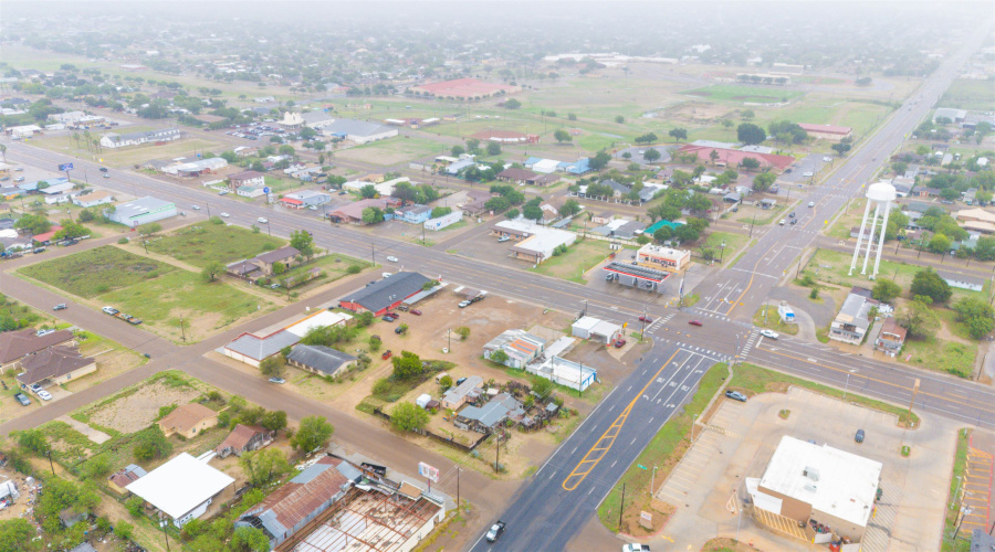 1305 N U.S. Hwy 83, Zapata, Texas 78076-3866, ,Land,For Sale,1305 N U.S. Hwy 83,20261858