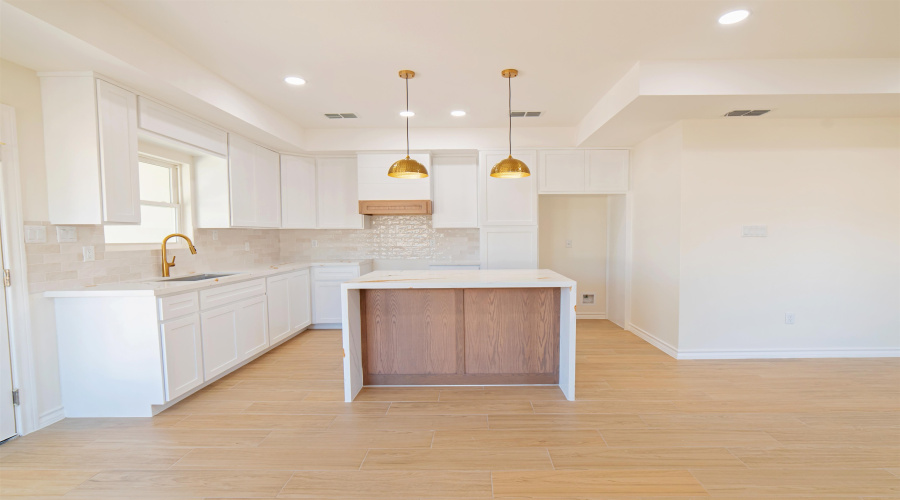 6119 Toribio Dr, Laredo, Texas 78046, 3 Bedrooms Bedrooms, 5 Rooms Rooms,2 BathroomsBathrooms,Residential,For Sale,6119 Toribio Dr,20261856