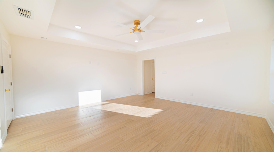 6119 Toribio Dr, Laredo, Texas 78046, 3 Bedrooms Bedrooms, 5 Rooms Rooms,2 BathroomsBathrooms,Residential,For Sale,6119 Toribio Dr,20261856