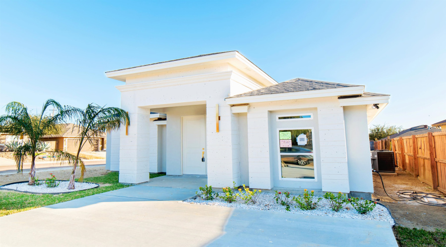 6119 Toribio Dr, Laredo, Texas 78046, 3 Bedrooms Bedrooms, 5 Rooms Rooms,2 BathroomsBathrooms,Residential,For Sale,6119 Toribio Dr,20261856