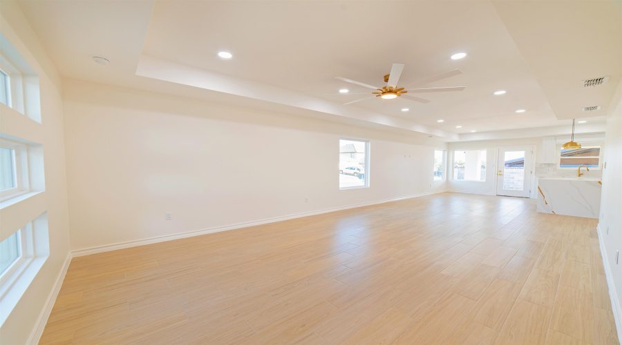 6119 Toribio Dr, Laredo, Texas 78046, 3 Bedrooms Bedrooms, 5 Rooms Rooms,2 BathroomsBathrooms,Residential,For Sale,6119 Toribio Dr,20261856