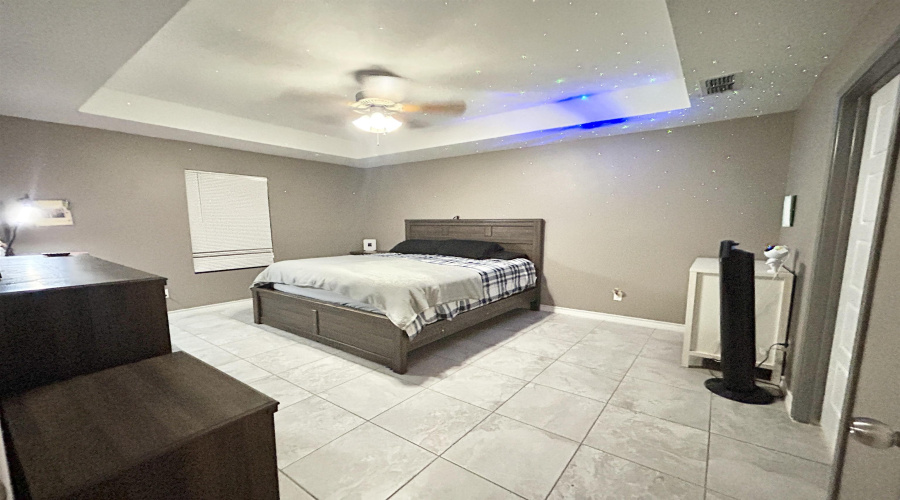 3530 Celso Cavazos Rd., Laredo, Texas 78046, 3 Bedrooms Bedrooms, 5 Rooms Rooms,2 BathroomsBathrooms,Residential,For Sale,3530 Celso Cavazos Rd.,20261860