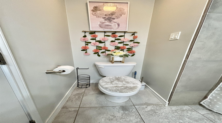 3530 Celso Cavazos Rd., Laredo, Texas 78046, 3 Bedrooms Bedrooms, 5 Rooms Rooms,2 BathroomsBathrooms,Residential,For Sale,3530 Celso Cavazos Rd.,20261860