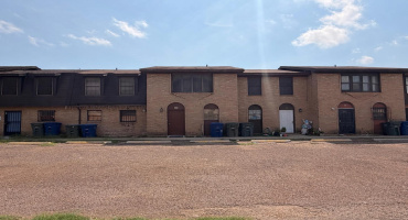 5300 Cypress Dr, Laredo, Texas 78041, 2 Bedrooms Bedrooms, 3 Rooms Rooms,1 BathroomBathrooms,Residential,For Sale,5300 Cypress Dr,20261841