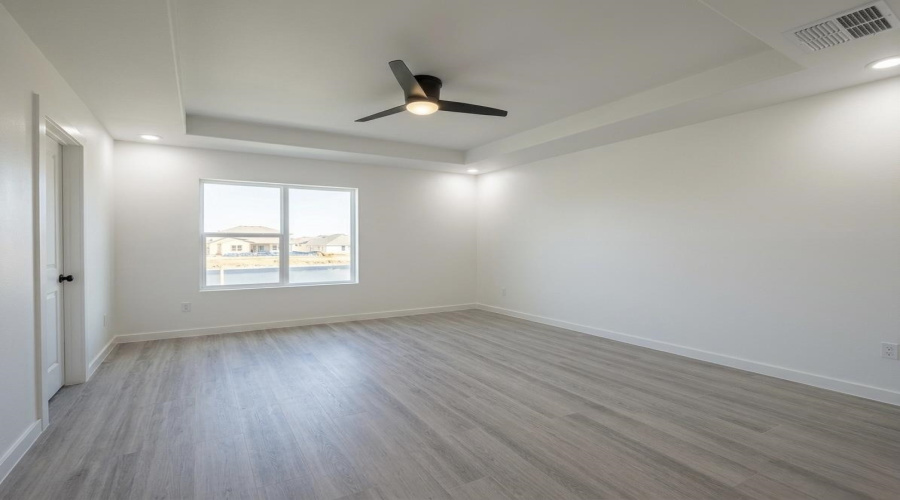 1007 Yellow Birch Dr., LAREDO, Texas 78045, 3 Bedrooms Bedrooms, 7 Rooms Rooms,2 BathroomsBathrooms,Residential,For Sale,1007 Yellow Birch Dr.,20261842