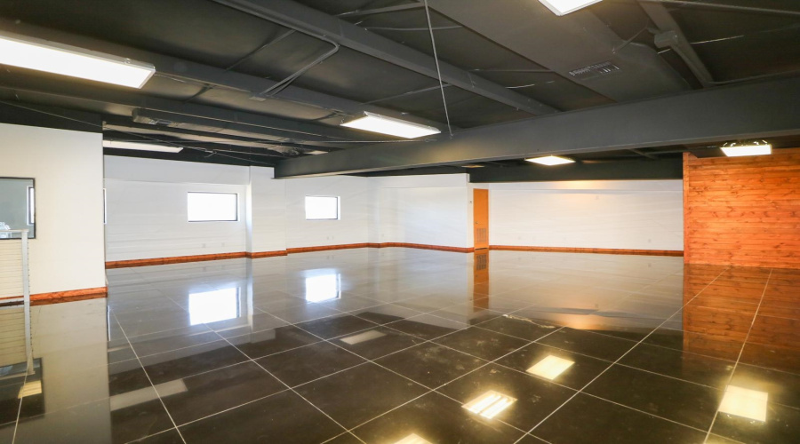 401 Shiloh Dr, Laredo, Texas 78045, 1 Room Rooms,4 BathroomsBathrooms,Commercial retail/office,For Rent,401 Shiloh Dr,20261863