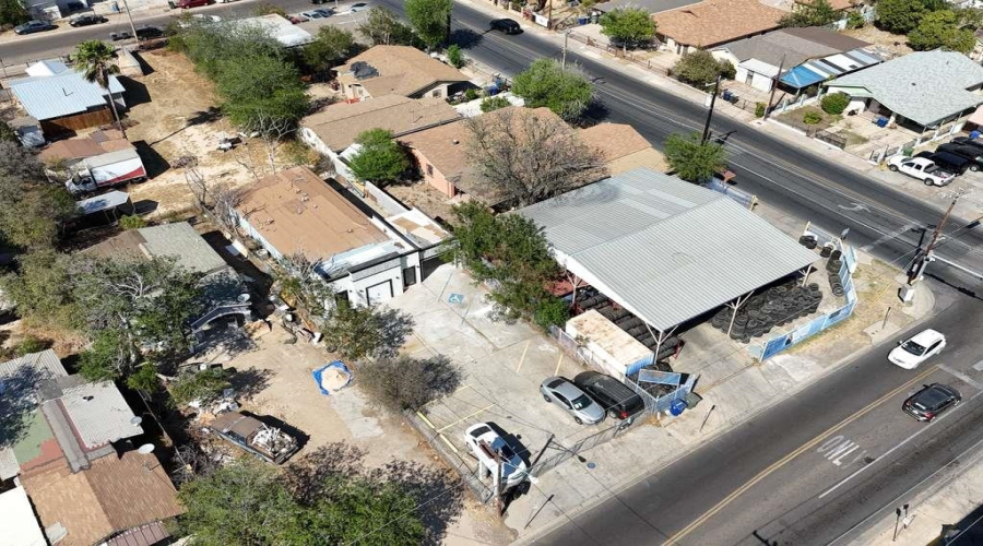 1506 Lafayette St, Laredo, Texas 78041, 1 Room Rooms,2 BathroomsBathrooms,Commercial retail/office,For Sale,1506 Lafayette St,20261864