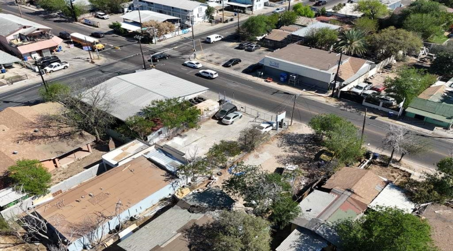 1506 Lafayette St, Laredo, Texas 78041, 1 Room Rooms,2 BathroomsBathrooms,Commercial retail/office,For Sale,1506 Lafayette St,20261864