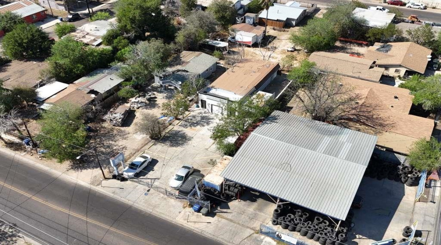 1506 Lafayette St, Laredo, Texas 78041, 1 Room Rooms,2 BathroomsBathrooms,Commercial retail/office,For Sale,1506 Lafayette St,20261864