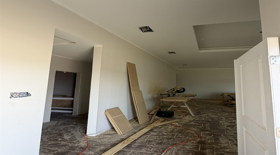 1210 Noyola Loop, Laredo, Texas 78046, 3 Bedrooms Bedrooms, 4 Rooms Rooms,2 BathroomsBathrooms,Residential,For Sale,1210 Noyola Loop,20261865