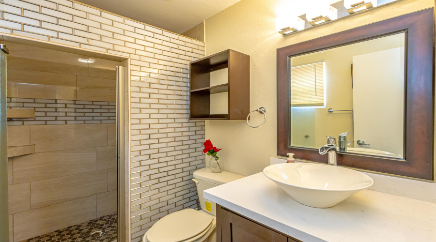 1312 Johnson Dr, Laredo, Texas 78046, 3 Bedrooms Bedrooms, 5 Rooms Rooms,2 BathroomsBathrooms,Residential,For Sale,1312 Johnson Dr,20261871