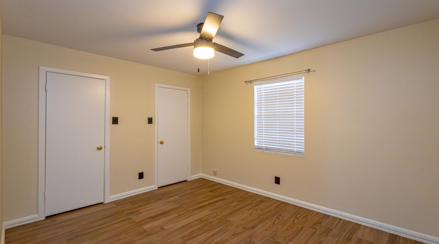 1312 Johnson Dr, Laredo, Texas 78046, 3 Bedrooms Bedrooms, 5 Rooms Rooms,2 BathroomsBathrooms,Residential,For Sale,1312 Johnson Dr,20261871