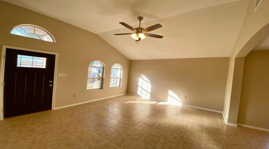 928 Birney Court, LAREDO, Texas 78046, 3 Bedrooms Bedrooms, 6 Rooms Rooms,2 BathroomsBathrooms,Residential,For Rent,928 Birney Court,20261873