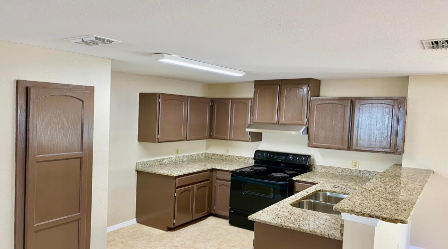 928 Birney Court, LAREDO, Texas 78046, 3 Bedrooms Bedrooms, 6 Rooms Rooms,2 BathroomsBathrooms,Residential,For Rent,928 Birney Court,20261873