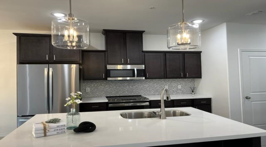 9907 Borna, LAREDO, Texas 78045, 3 Bedrooms Bedrooms, 6 Rooms Rooms,2 BathroomsBathrooms,Residential,For Rent,9907 Borna,20261875