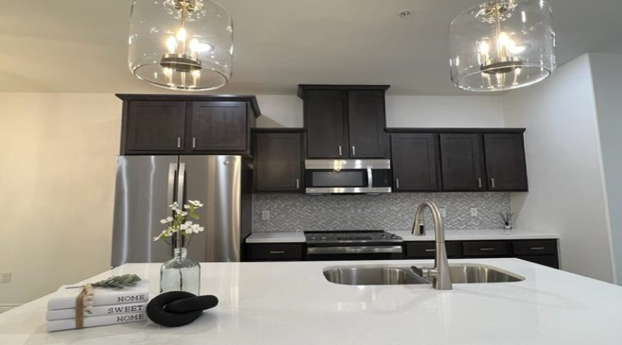 9907 Borna, LAREDO, Texas 78045, 3 Bedrooms Bedrooms, 6 Rooms Rooms,2 BathroomsBathrooms,Residential,For Rent,9907 Borna,20261875