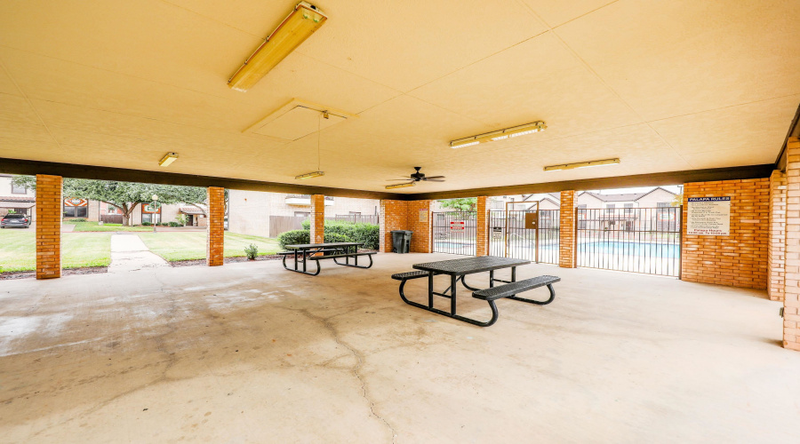 2445 Monarch Dr, Laredo, Texas 78045, 3 Bedrooms Bedrooms, 6 Rooms Rooms,2 BathroomsBathrooms,Residential,For Sale,2445 Monarch Dr,20261648