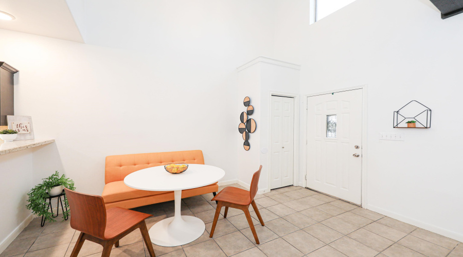 2445 Monarch Dr, Laredo, Texas 78045, 3 Bedrooms Bedrooms, 6 Rooms Rooms,2 BathroomsBathrooms,Residential,For Sale,2445 Monarch Dr,20261648