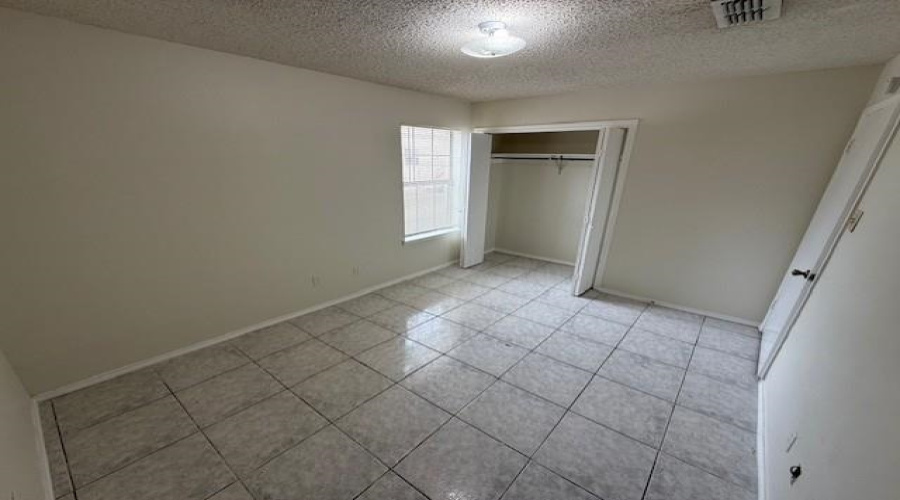 1502 San Pedro St, Laredo, Texas 78041, 2 Bedrooms Bedrooms, 4 Rooms Rooms,1 BathroomBathrooms,Residential,For Rent,1502 San Pedro St,20261878