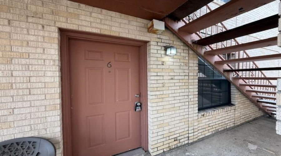 1502 San Pedro St, Laredo, Texas 78041, 2 Bedrooms Bedrooms, 4 Rooms Rooms,1 BathroomBathrooms,Residential,For Rent,1502 San Pedro St,20261878