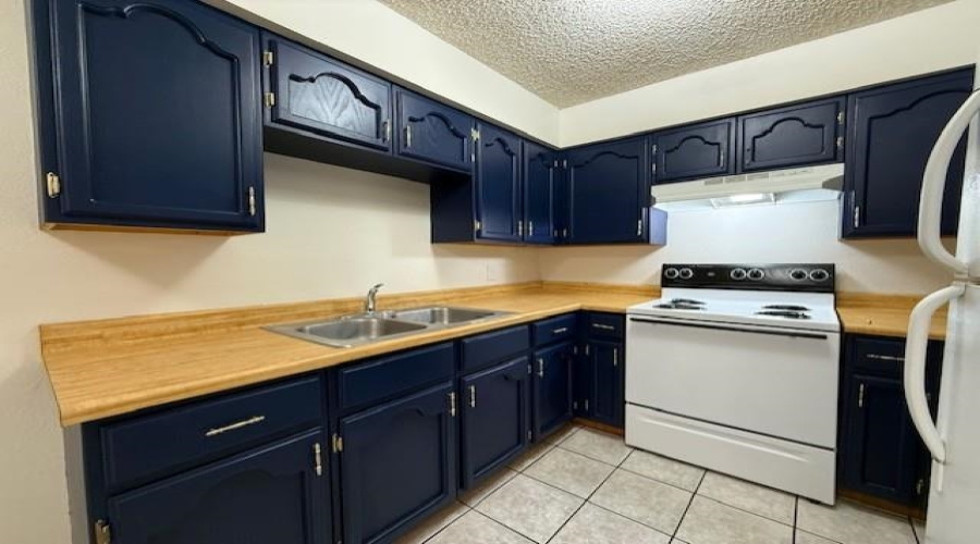 1502 San Pedro St, Laredo, Texas 78041, 2 Bedrooms Bedrooms, 4 Rooms Rooms,1 BathroomBathrooms,Residential,For Rent,1502 San Pedro St,20261878