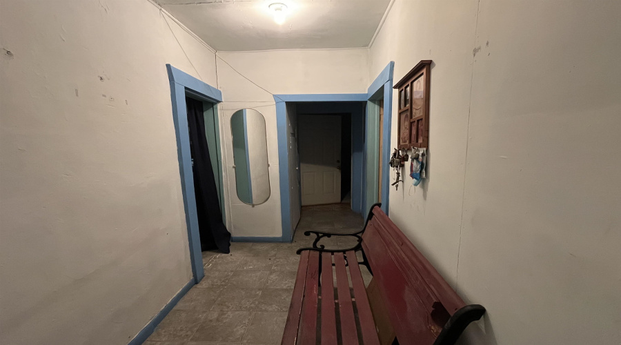 3505 Santa Maria Ave, Laredo, Texas 78041, 4 Bedrooms Bedrooms, 6 Rooms Rooms,1 BathroomBathrooms,Residential,For Sale,3505 Santa Maria Ave,20261879