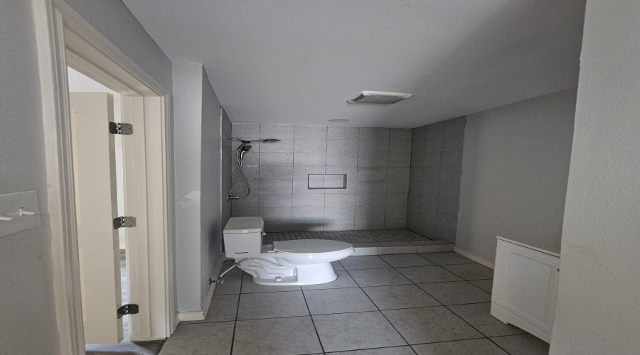 1319 Santa Maria Ave, Laredo, Texas 78040, 2 Bedrooms Bedrooms, 3 Rooms Rooms,1 BathroomBathrooms,Residential,For Rent,1319 Santa Maria Ave,20261880