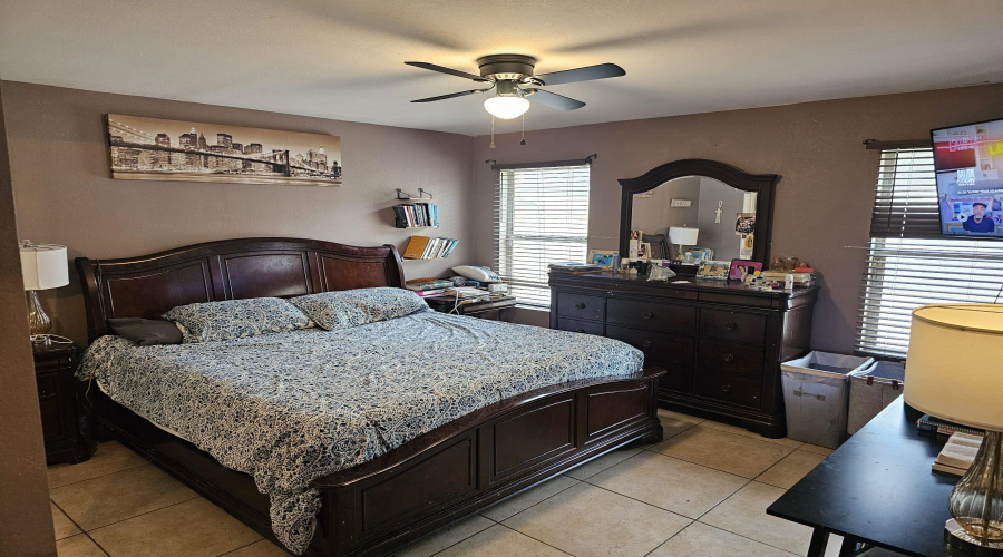 2230 Mina Verde Rd, Laredo, Texas 78041, 3 Bedrooms Bedrooms, 5 Rooms Rooms,2 BathroomsBathrooms,Residential,For Sale,2230 Mina Verde Rd,20261881