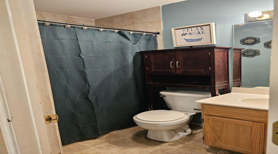 2230 Mina Verde Rd, Laredo, Texas 78041, 3 Bedrooms Bedrooms, 5 Rooms Rooms,2 BathroomsBathrooms,Residential,For Sale,2230 Mina Verde Rd,20261881