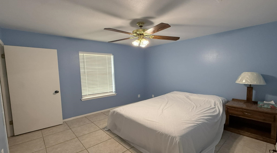 1709 Kingwood Dr, Laredo, Texas 78045, 3 Bedrooms Bedrooms, 5 Rooms Rooms,2 BathroomsBathrooms,Residential,For Rent,1709 Kingwood Dr,20261882