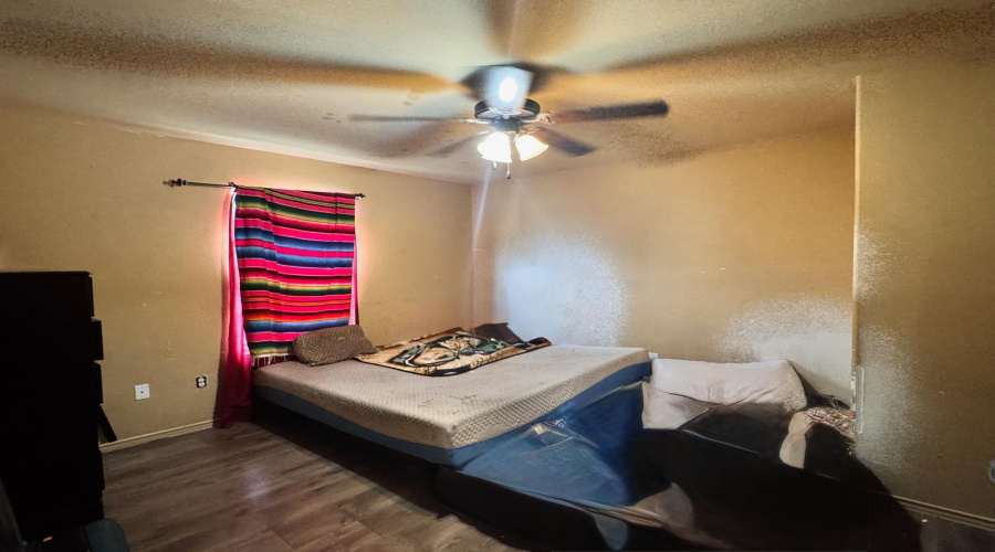 413 Soubirous Rd, LAREDO, Texas 78045, 4 Bedrooms Bedrooms, 7 Rooms Rooms,2 BathroomsBathrooms,Residential,For Sale,413 Soubirous Rd,20261883