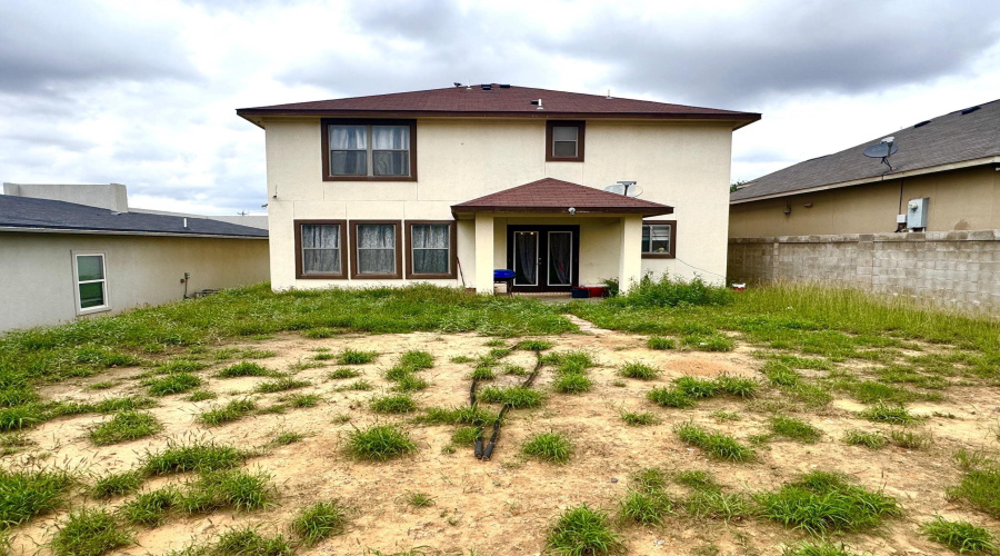 413 Soubirous Rd, LAREDO, Texas 78045, 4 Bedrooms Bedrooms, 7 Rooms Rooms,2 BathroomsBathrooms,Residential,For Sale,413 Soubirous Rd,20261883