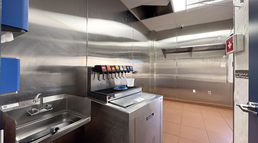 2510 Jacaman Rd, Laredo, Texas 78041, 1 Room Rooms,2 BathroomsBathrooms,Commercial retail/office,For Rent,2510 Jacaman Rd,20261885