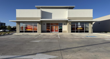 2510 Jacaman Rd, Laredo, Texas 78041, 1 Room Rooms,2 BathroomsBathrooms,Commercial retail/office,For Rent,2510 Jacaman Rd,20261885
