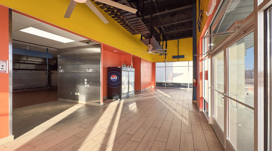 2510 Jacaman Rd, Laredo, Texas 78041, 1 Room Rooms,2 BathroomsBathrooms,Commercial retail/office,For Rent,2510 Jacaman Rd,20261885