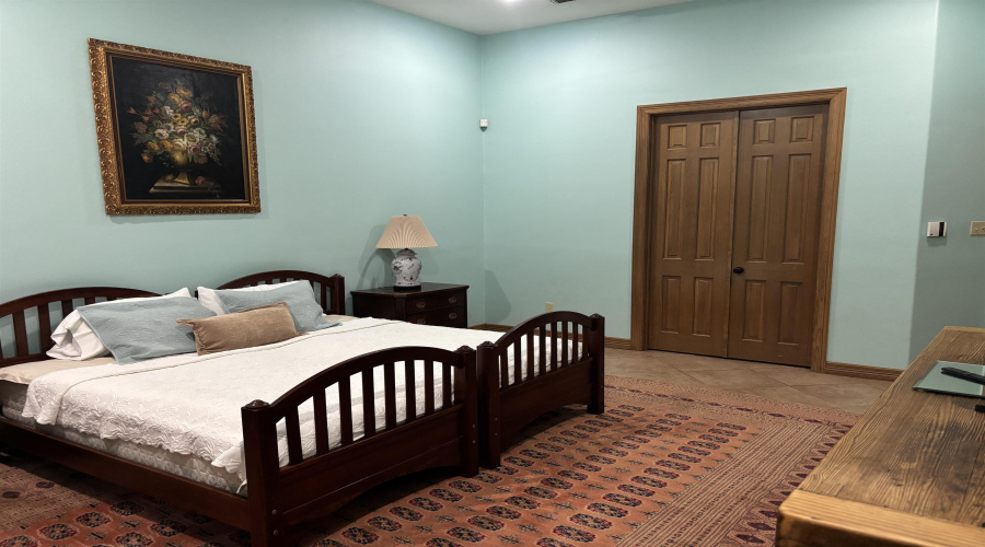 809 North Oscar, Hebbronville, Texas 78361, 2 Bedrooms Bedrooms, 6 Rooms Rooms,2 BathroomsBathrooms,Residential,For Sale,809 North Oscar,20261886