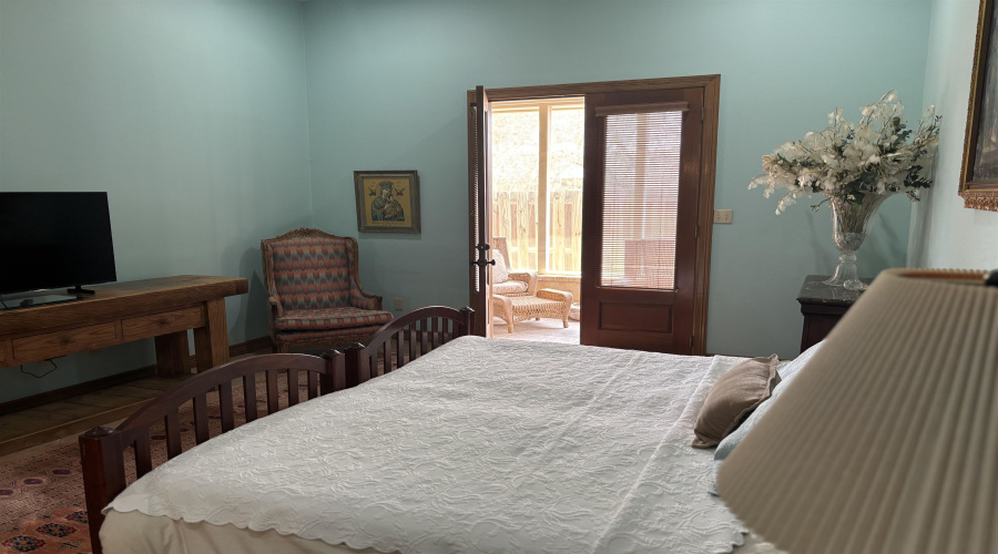 809 North Oscar, Hebbronville, Texas 78361, 2 Bedrooms Bedrooms, 6 Rooms Rooms,2 BathroomsBathrooms,Residential,For Sale,809 North Oscar,20261886