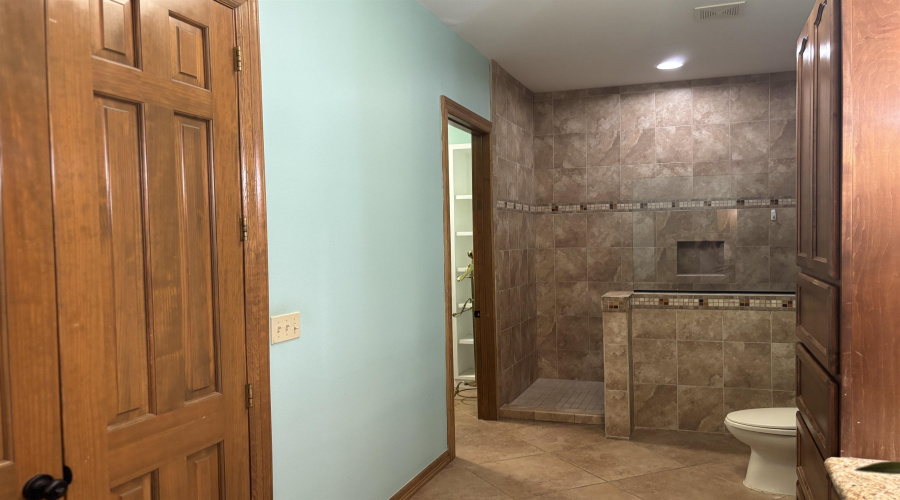 809 North Oscar, Hebbronville, Texas 78361, 2 Bedrooms Bedrooms, 6 Rooms Rooms,2 BathroomsBathrooms,Residential,For Sale,809 North Oscar,20261886