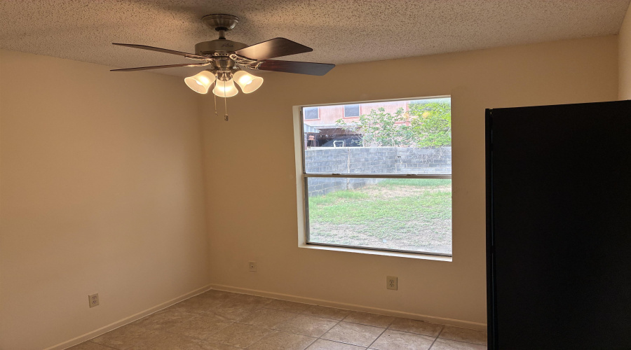 1219 Truman Ln, LAREDO, Texas 78046, 2 Bedrooms Bedrooms, 4 Rooms Rooms,1 BathroomBathrooms,Residential,For Rent,1219 Truman Ln,20261888
