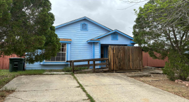 1219 Truman Ln, LAREDO, Texas 78046, 2 Bedrooms Bedrooms, 4 Rooms Rooms,1 BathroomBathrooms,Residential,For Rent,1219 Truman Ln,20261888 1219 Truman Ln, LAREDO, Texas 78046, 2 Bedrooms Bedrooms, 4 Rooms Rooms,1 BathroomBathrooms,Residential,For Rent,1219 Truman Ln,20261888